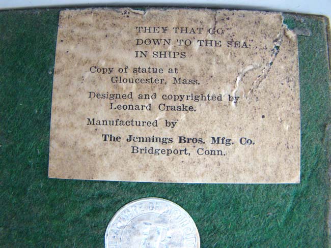 A pair of vintage Bookends circa 1925 depicting the Memorial to honor the GLOUCESTER FISHERMAN — image 2